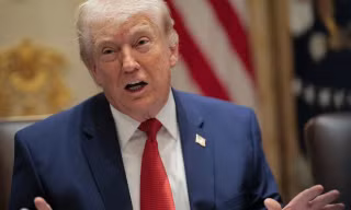 Tổng thống Mỹ Trump tiết lộ 'món quà' của Iran, để ngỏ phương án kiểm soát dầu mỏ