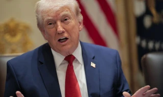 Tổng thống Mỹ Trump tiết lộ 'món quà' của Iran, để ngỏ phương án kiểm soát dầu mỏ