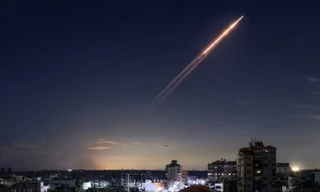 Các nước Vùng Vịnh tuyên bố đánh chặn hàng trăm tên lửa và UAV của Iran