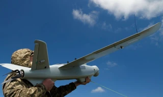 Nga: Hàng trăm chuyến tàu, chuyến bay bị ảnh hưởng vì máy bay không người lái