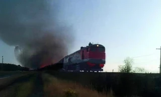 Ukraine tấn công tàu chở nhiên liệu, nhà máy lọc dầu Nga