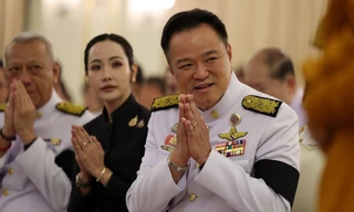 Khó khăn bủa vây Thủ tướng Thái Lan Anutin Charnvirakul