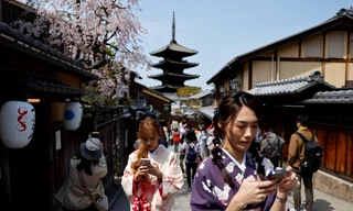 Trung Quốc siết cảnh báo an ninh, khuyến cáo công dân về du học Nhật Bản