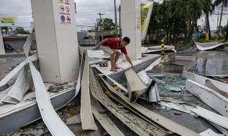 Bão Fung-wong càn quét Philippines: Một triệu người phải sơ tán, đã ghi nhận thương vong