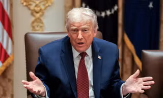 Giá dầu tăng 20%, Tổng thống Mỹ Donald Trump lên tiếng