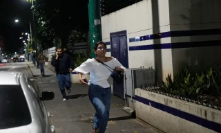 Nhân chứng nói 'bầu trời rực đỏ, mặt đất rung chuyển' khi Mỹ tấn công Venezuela