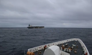 Anh xác nhận hỗ trợ Mỹ thu giữ tàu chở dầu treo cờ Nga