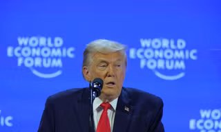 Tổng thống Donald Trump nói Mỹ sẽ không dùng vũ lực để kiểm soát Greenland
