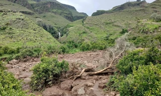 Lở đất chôn vùi ngôi làng ở Sudan, 1.000 người thiệt mạng, chỉ một người sống sót