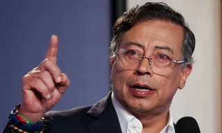 Tổng thống Colombia thẳng thừng đáp trả lời cảnh báo của Tổng thống Mỹ