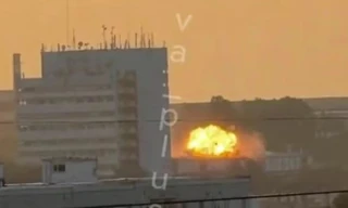 Ukraine tuyên bố nhắm trúng căn cứ không quân Nga