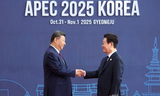 Tổng thống Hàn Quốc và Chủ tịch Trung Quốc nói về duy trì thương mại tự do tại hội nghị APEC