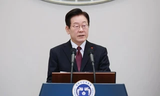 Tổng thống Hàn Quốc dùng chim cánh cụt để kêu gọi Chủ tịch Triều Tiên gặp mặt