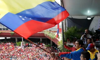 Hàng chục người thiệt mạng ở Venezuela trong cuộc tấn công chớp nhoáng của Mỹ