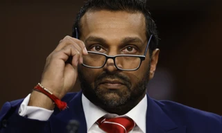 Nhóm tin tặc có liên hệ với Iran hack hòm thư của Giám đốc FBI