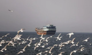 Bao giờ Mỹ bắt đầu hộ tống tàu thuyền qua Eo biển Hormuz?