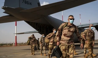 Tổng thống Macron xác nhận có binh sĩ Pháp thương vong ở Trung Đông