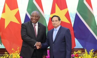 Nam Phi thúc đẩy hợp tác với Việt Nam trong lĩnh vực khai khoáng, xe điện