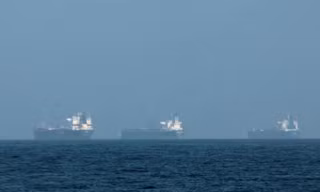 Thêm nhiều tàu chở dầu bị tấn công khi xung đột Mỹ - Iran lan rộng