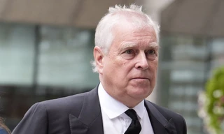 Cảnh sát Anh bắt giữ em trai Vua Charles 