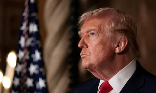 Đảng Dân chủ cảnh báo cứng rắn khi Tổng thống Mỹ triệu hồi gần 30 đại sứ