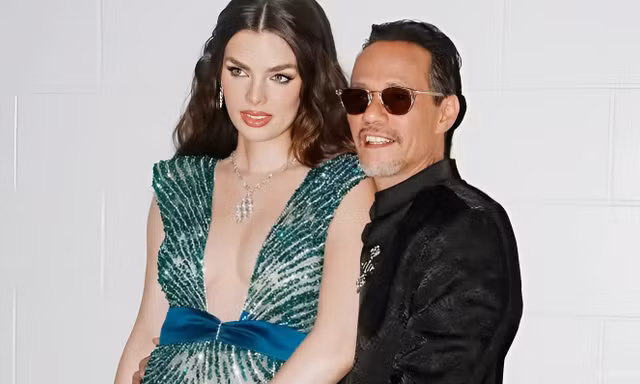 Á hậu Hoàn vũ mang bầu lần 2 với Marc Anthony
