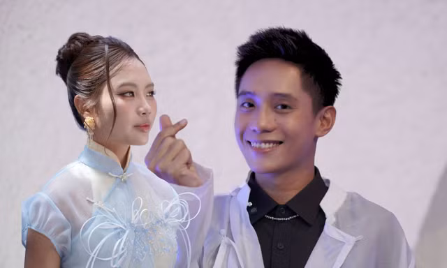 Bảo Định tiết lộ Phương Mỹ Chi "bẽn lẽn, thẹn thùng" trong lần đầu gặp gỡ
