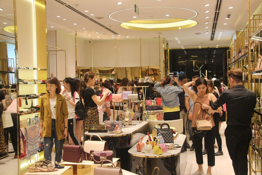 Mặc dù là ngày chính thức của Black Friday, nhưng nhiều người tỏ ra khá thất vọng khi mua sắm