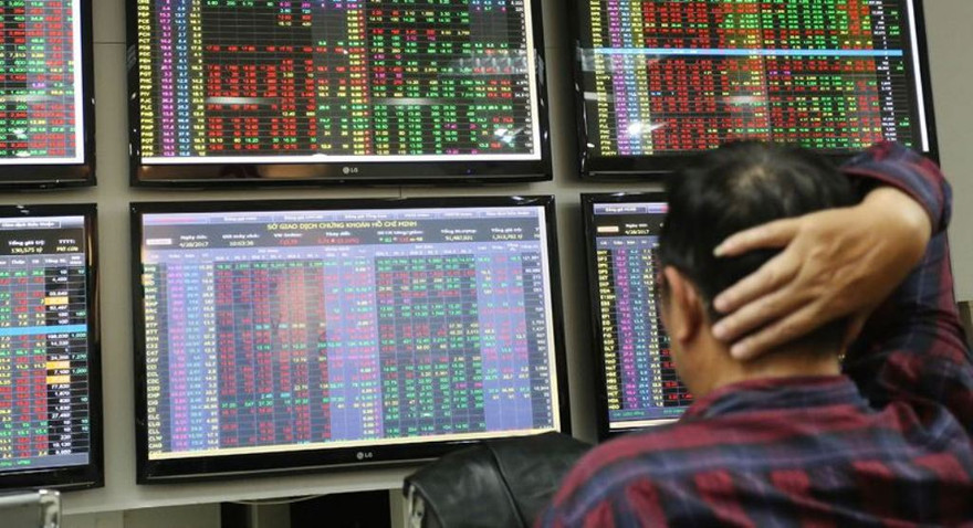 Thị trường chứng khoán có một phiên khởi sắc, tăng gần 18 điểm