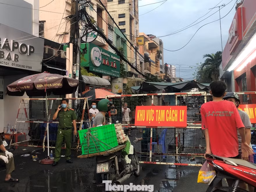 Khu Mả Lạng (Q.1) vẫn đang còn trong diện cách ly, phong tỏa