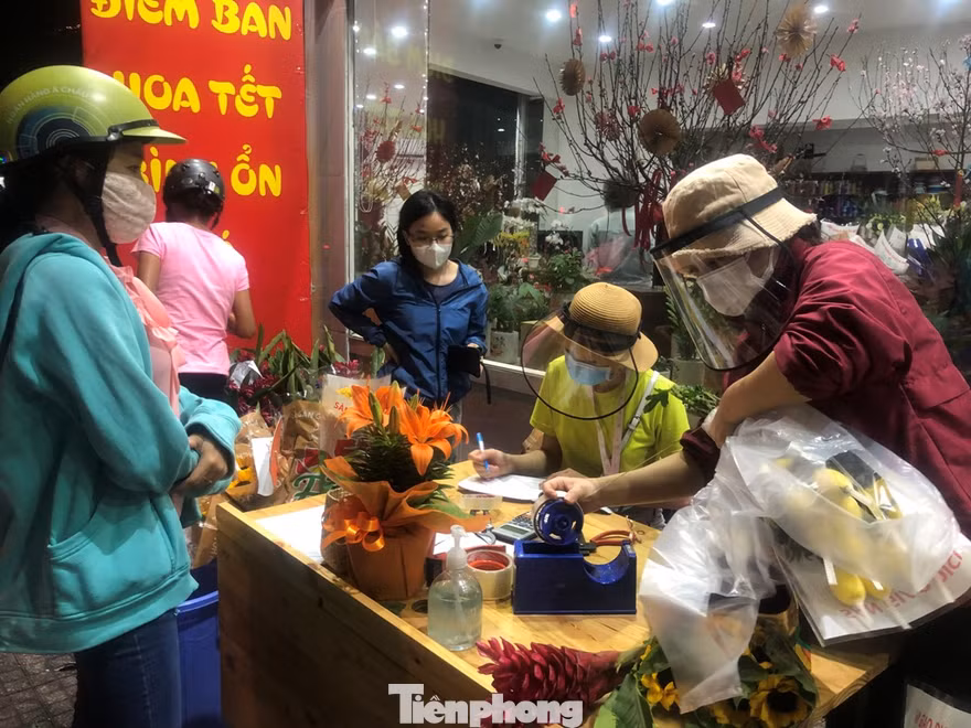 Vừa phòng dịch, vừa kinh doanh