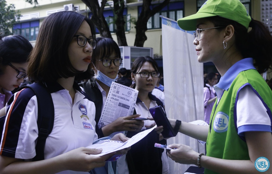 Trường Đại học Kinh tế - Luật, ĐHQG TPHCM tư vấn tuyển sinh