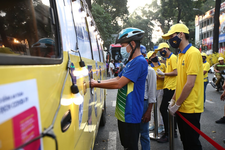 Đeo khẩu trang, rửa tay thường xuyên để phòng bệnh COVID-19