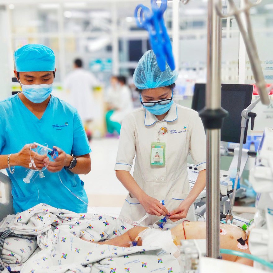 BV Nhi đồng Thành phố cứu sống bệnh nhi bị sốc sốt huyết Dengue (ảnh: BVCC)