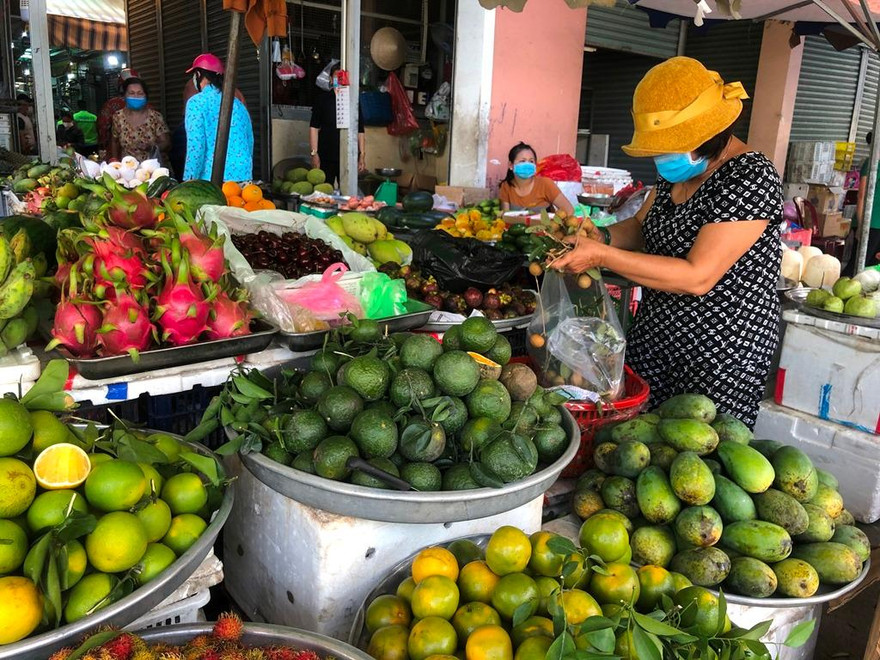 Các mặt hàng nông sản đang tấp nập đổ về TPHCM