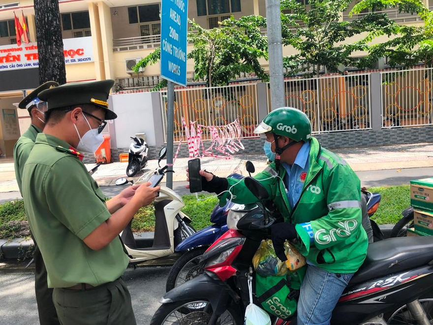 Vẫn khan hiếm shipper ở khu vực "vùng đỏ"