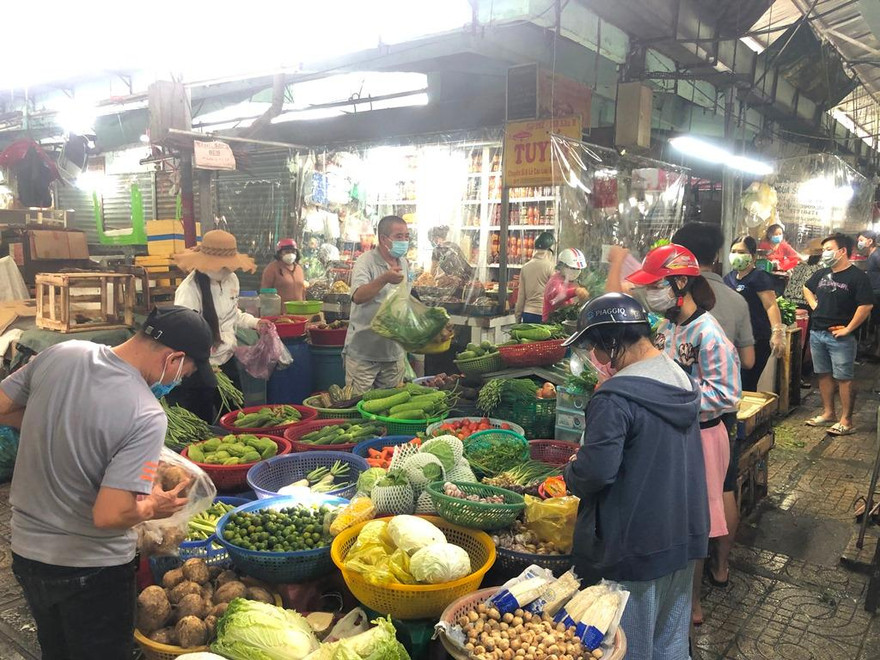 TPHCM muốn mở lại chợ truyền thống đã tạm ngưng hoạt động