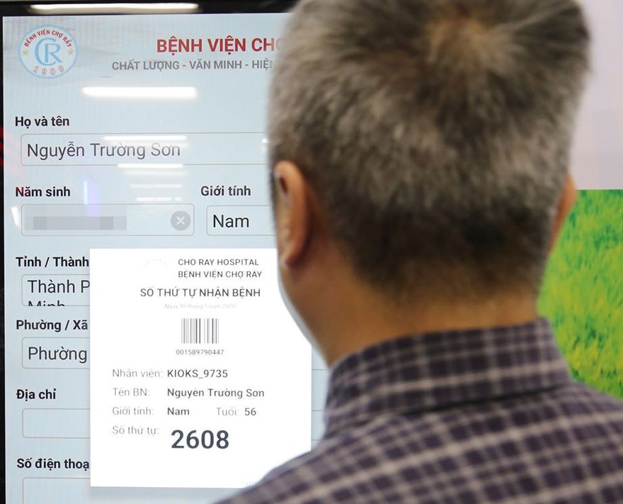 BV Chợ Rẫy ứng dụng 4.0 vào quy trình đăng ký, thanh toán viện phí