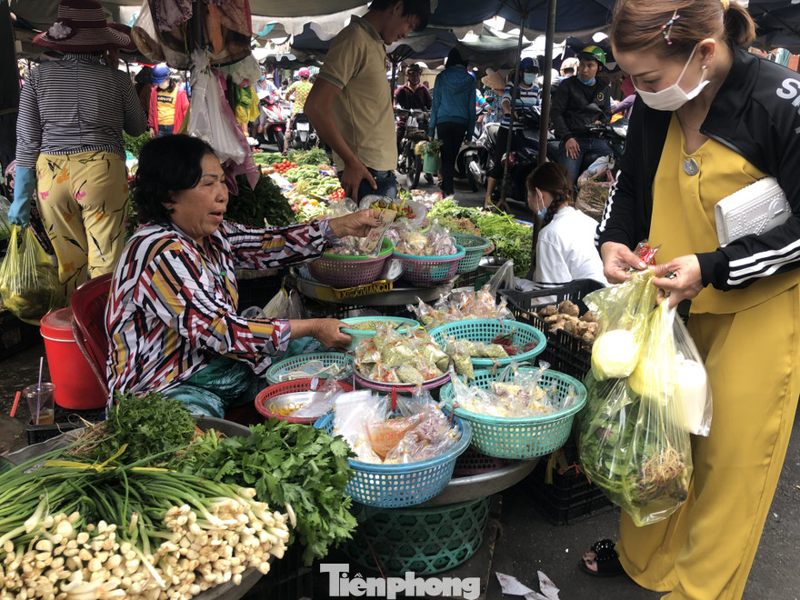 Dù dịch nCoV đang lan rộng nhưng không ít vẫn rất thờ ơ