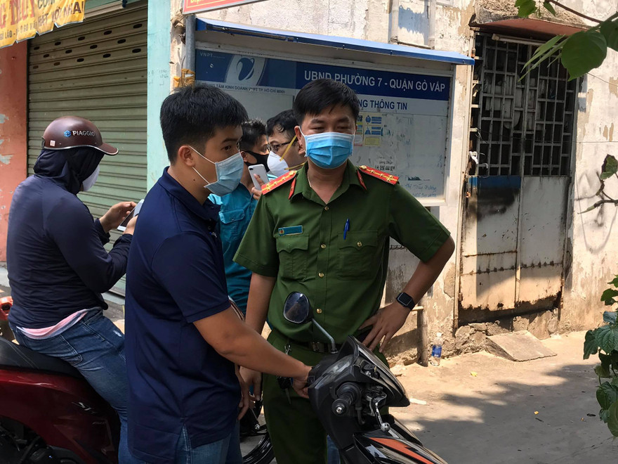 Công an thực hiện cách ly