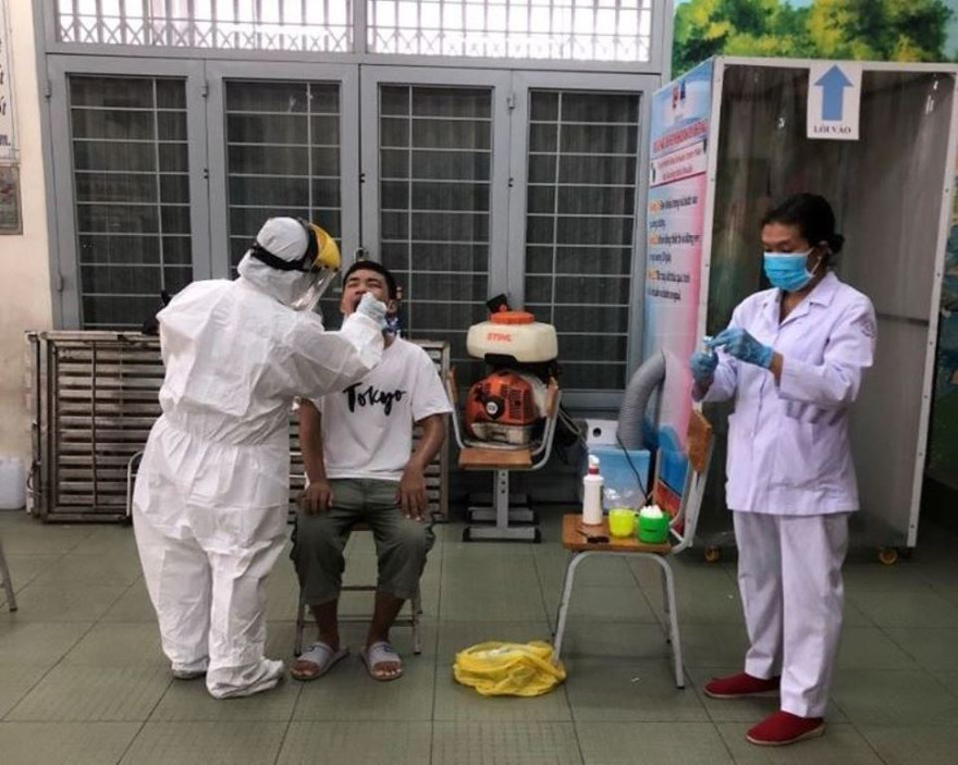 Xét nghiệm COVID-19 (ảnh: HCDC)