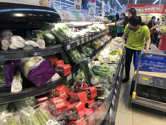 TPHCM chuẩn bị sẳn sàng hàng hóa đủ cho người dân mua sắm