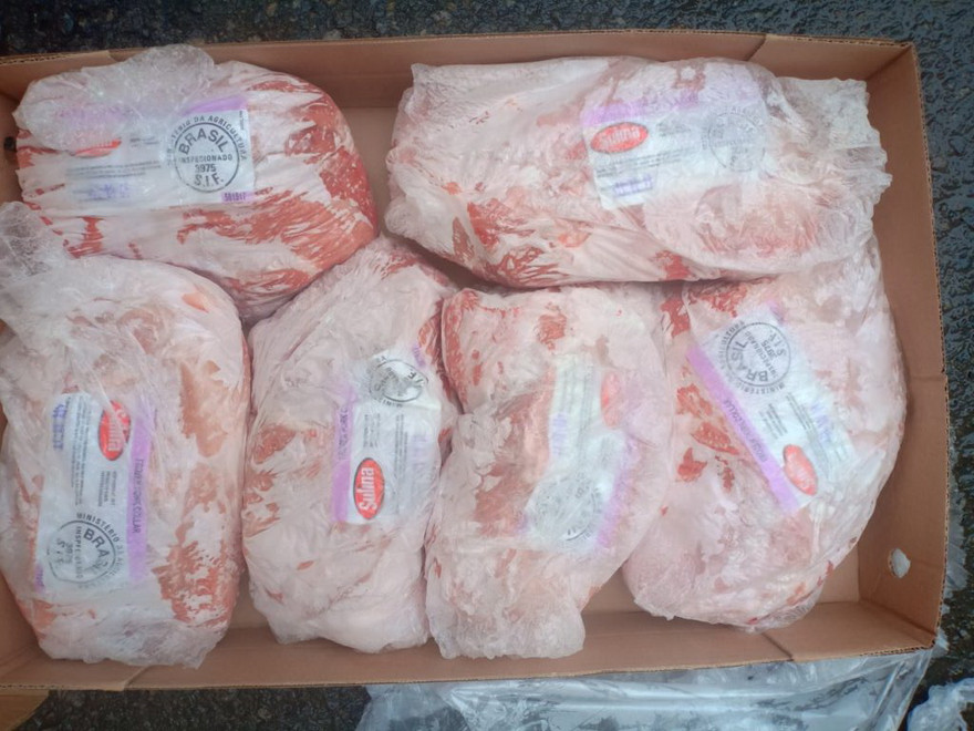 Hoa mắt vì lợn hơi neo cao, thịt nhập khẩu 'loạn giá'