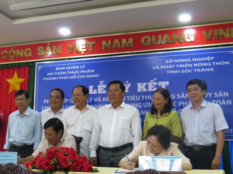 Ban Quản lý ATTP TPHCM ký kết hợp tác với tỉnh Sóc Trăng về an toàn thực phẩm