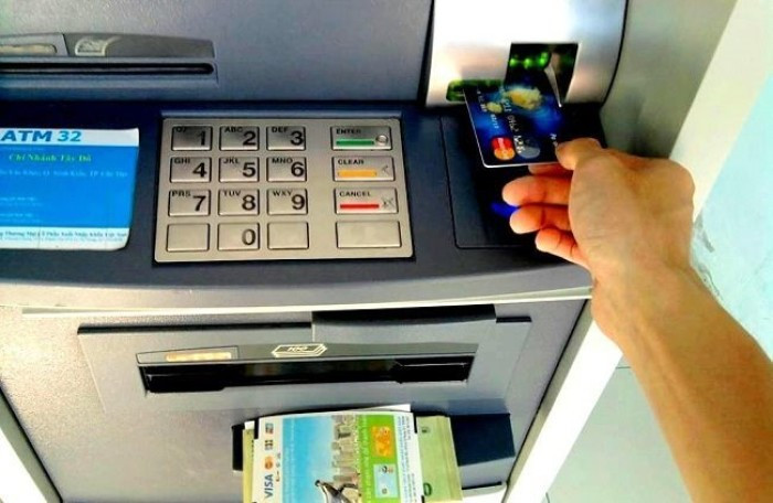 Nhiều "ông lớn" ngân hàng thông báo tăng phí ATM nội mạng từ ngày 15/7
