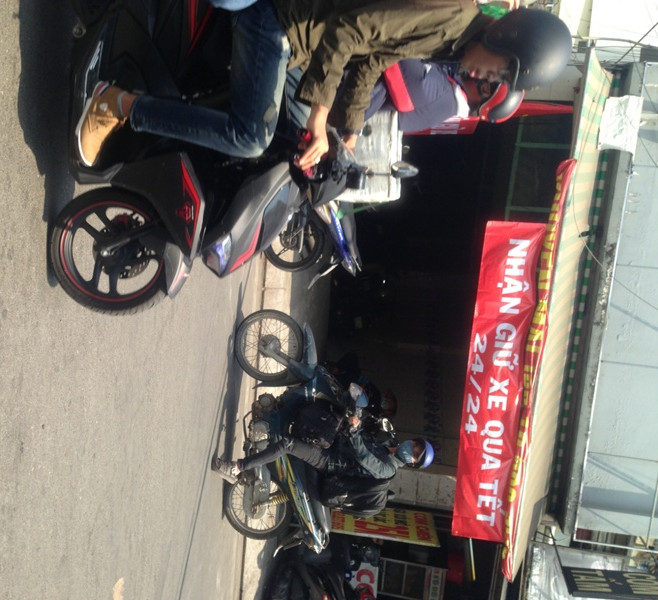 Dịch vụ trông giữ xe ngày tết có giá từ 20.000 - 50.000 đồng/ngày