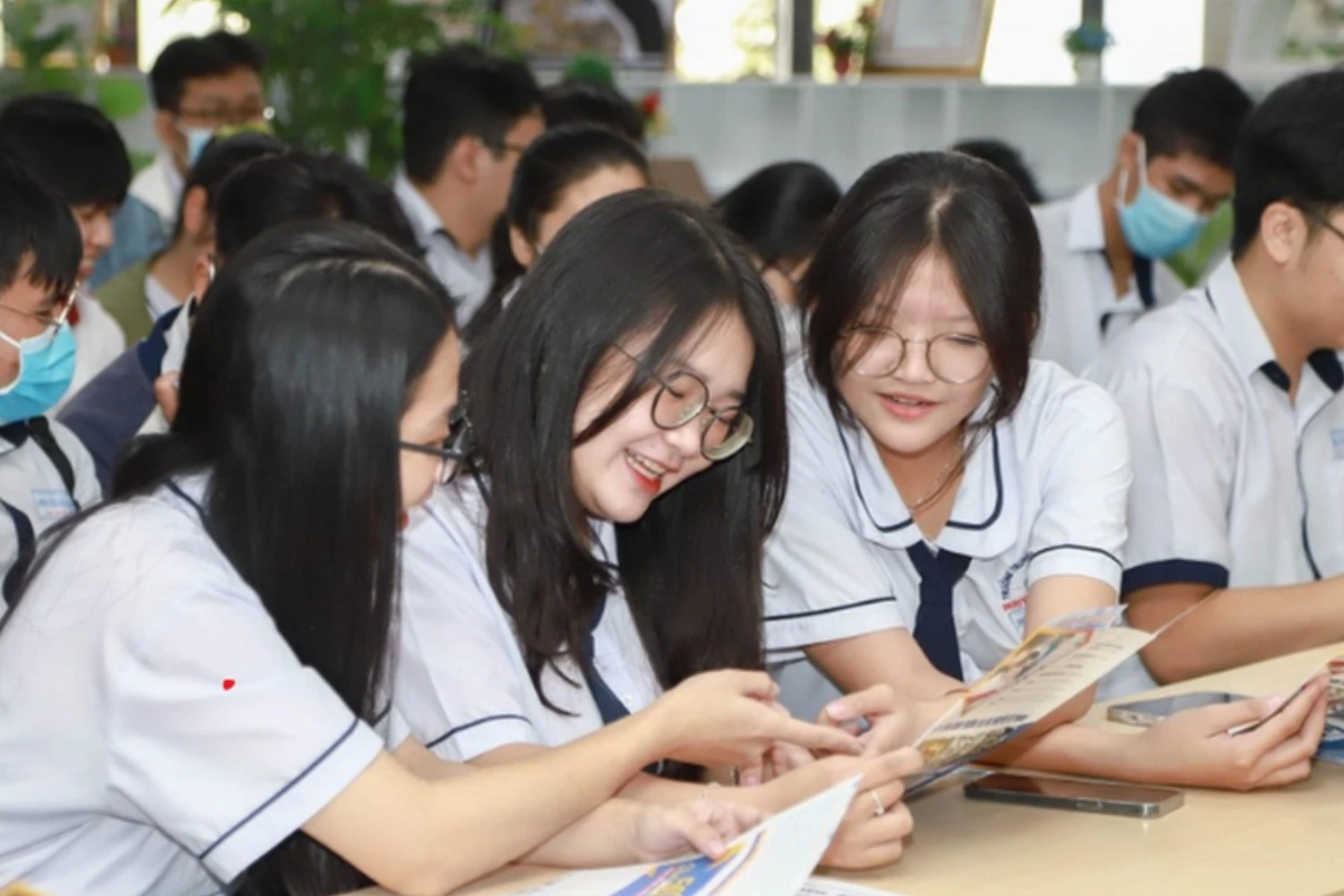 Quy Chế Tuyển Sinh 2026: Giới Hạn 15 Nguyện Vọng, Điểm Sàn Học Bạ 15 Điểm