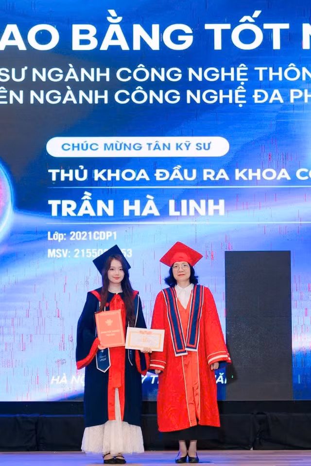 Nữ sinh Trường Đại học Kiến trúc Hà Nội: Từ Olympic Toán đến thủ khoa Công nghệ thông tin 