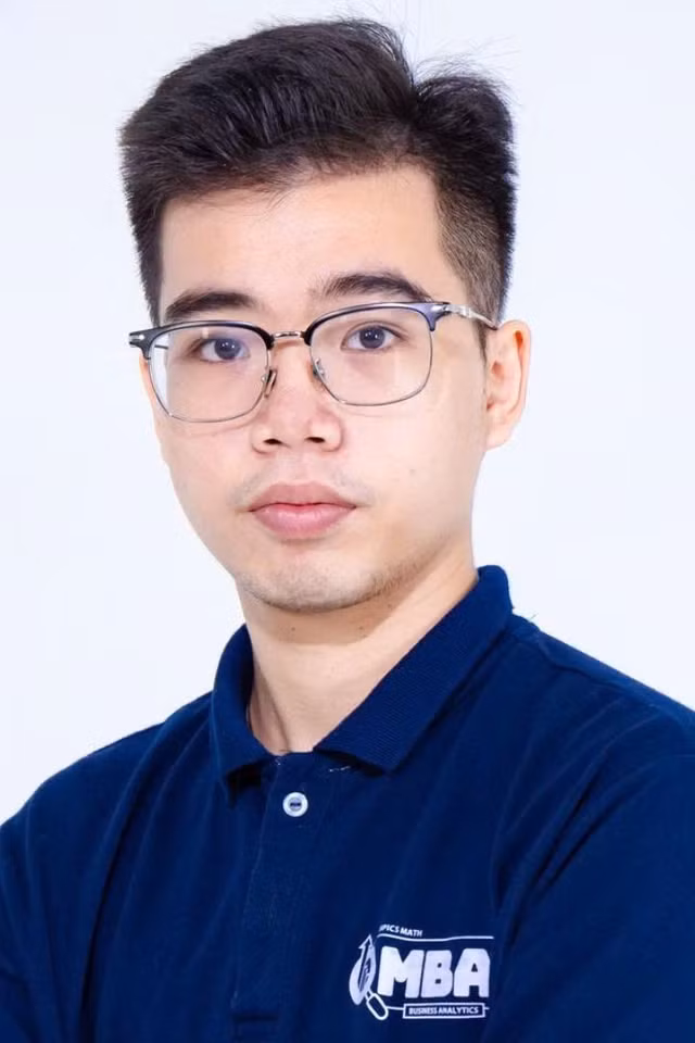 Mất bố từ năm lớp 5, mẹ và chị gái trở thành điểm tựa của nam sinh thủ khoa trường ĐH Kinh tế (ĐHQG Hà Nội)