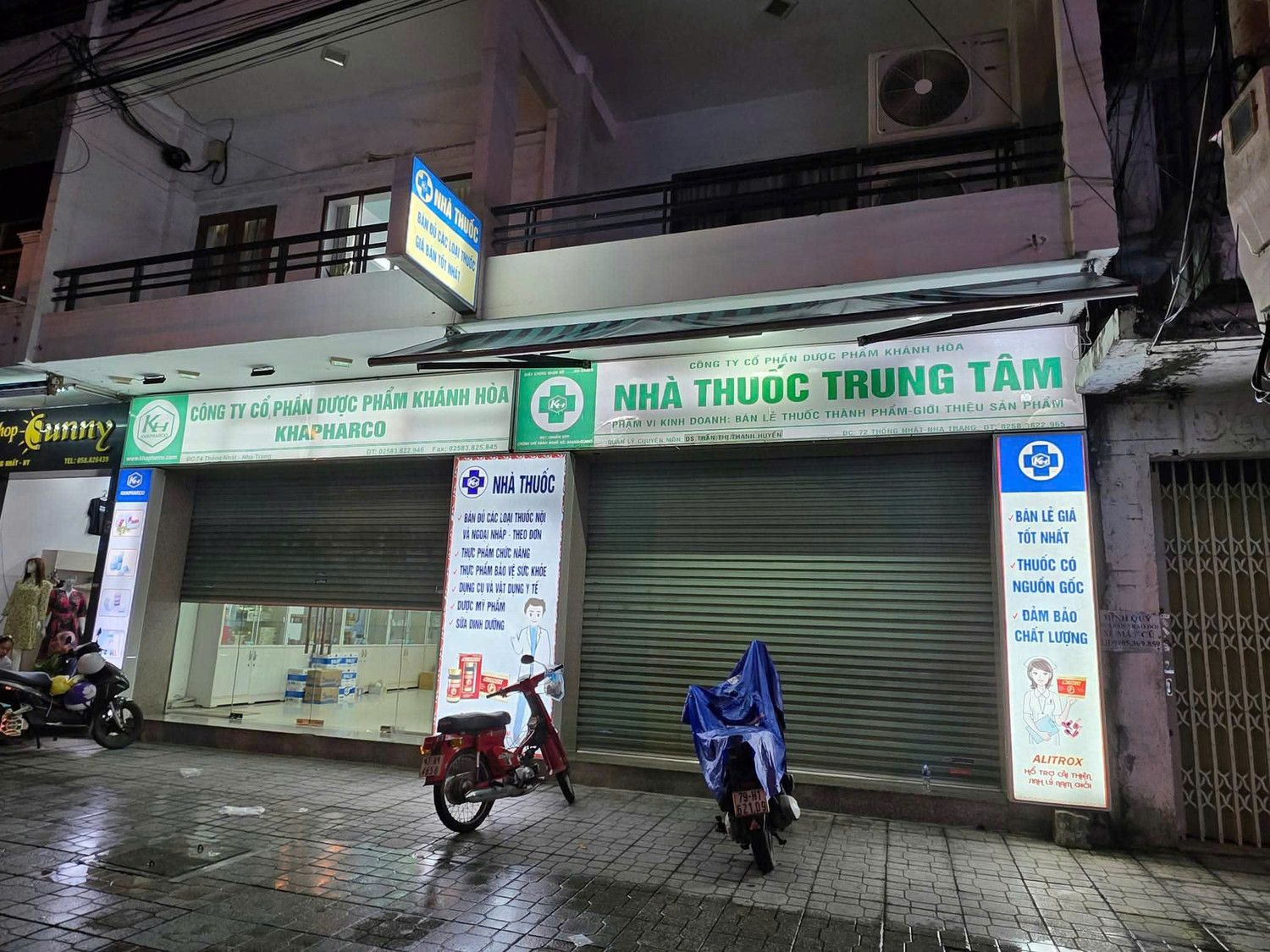 Công an khám xét tại trụ sở Công ty cổ phần Dược phẩm Khánh Hòa